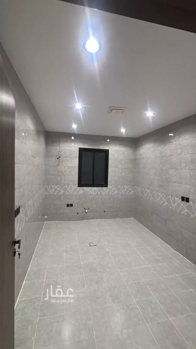 Floor for Sale in Riyadh Al Janadriyah صورة 2