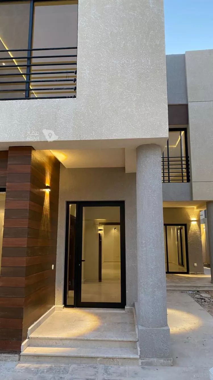 Villa for Sale in Riyadh Al Janadriyah 5