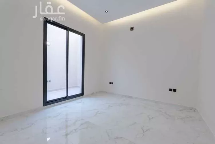 دور للبيع في شارع عبدالله النحوي, حي الرمال, مدينة الرياض, منطقة الرياض صورة 3