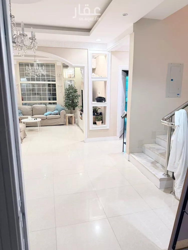 فيلا للبيع في شارع احمد بن حبان, حي الرمال, مدينة الرياض, منطقة الرياض صورة 4