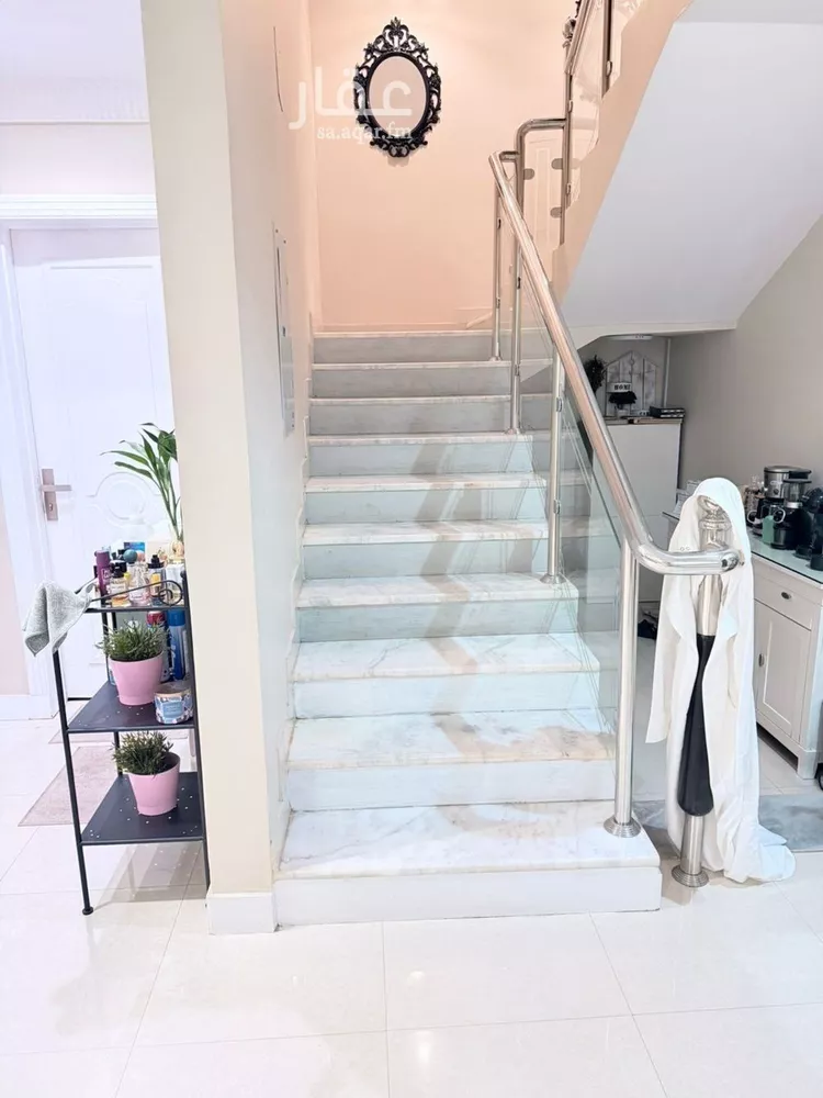 فيلا للبيع في شارع احمد بن حبان, حي الرمال, مدينة الرياض, منطقة الرياض صورة 2