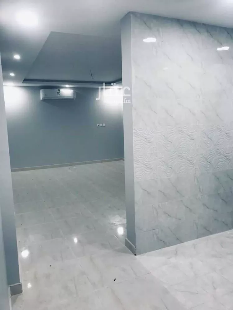 شقة للإيجار في شارع وادي فاطمة, حي الضباب, مدينة الدمام, المنطقة الشرقية