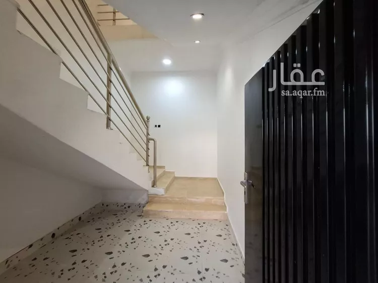 Villa for Sale in Riyadh Badr 8