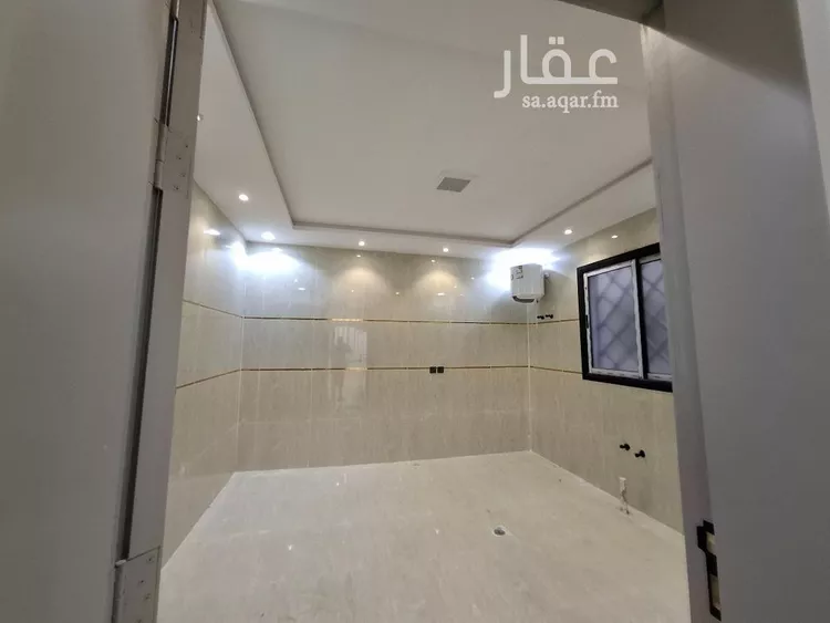 فيلا للبيع في شارع الامام مسلم, حي بدر, مدينة الرياض, منطقة الرياض صورة 3