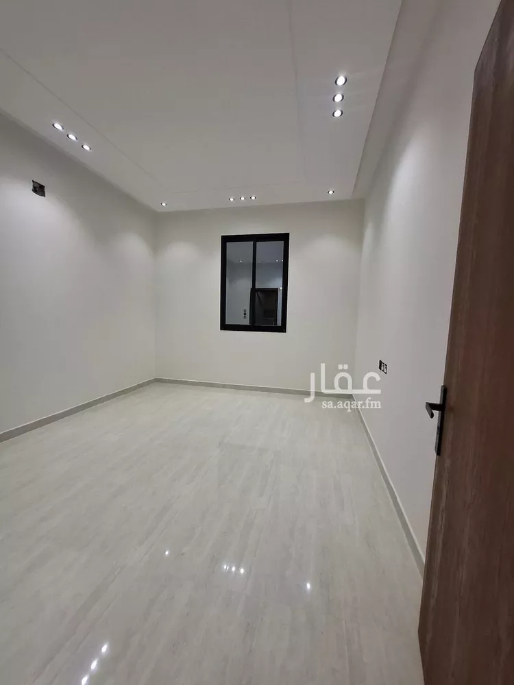 دور للبيع في شارع الماطري, حي الحزم, مدينة الرياض, منطقة الرياض صورة 4