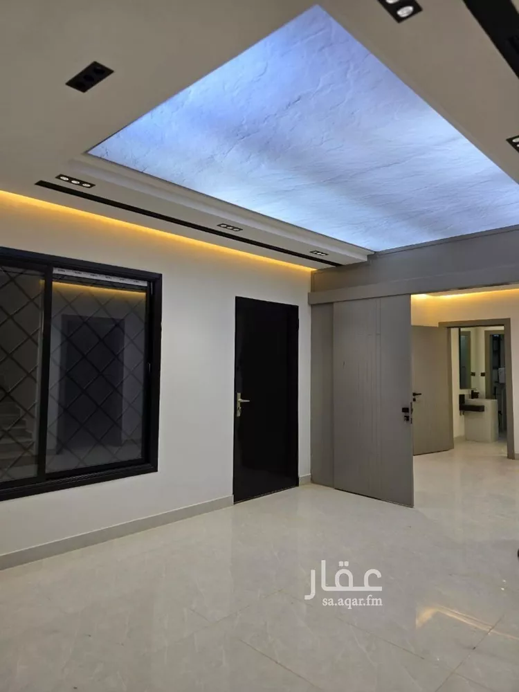 فيلا للبيع في شارع الامام مسلم, حي بدر, مدينة الرياض, منطقة الرياض 8