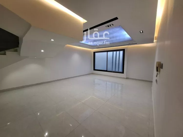 Villa for Sale in Riyadh Badr 14