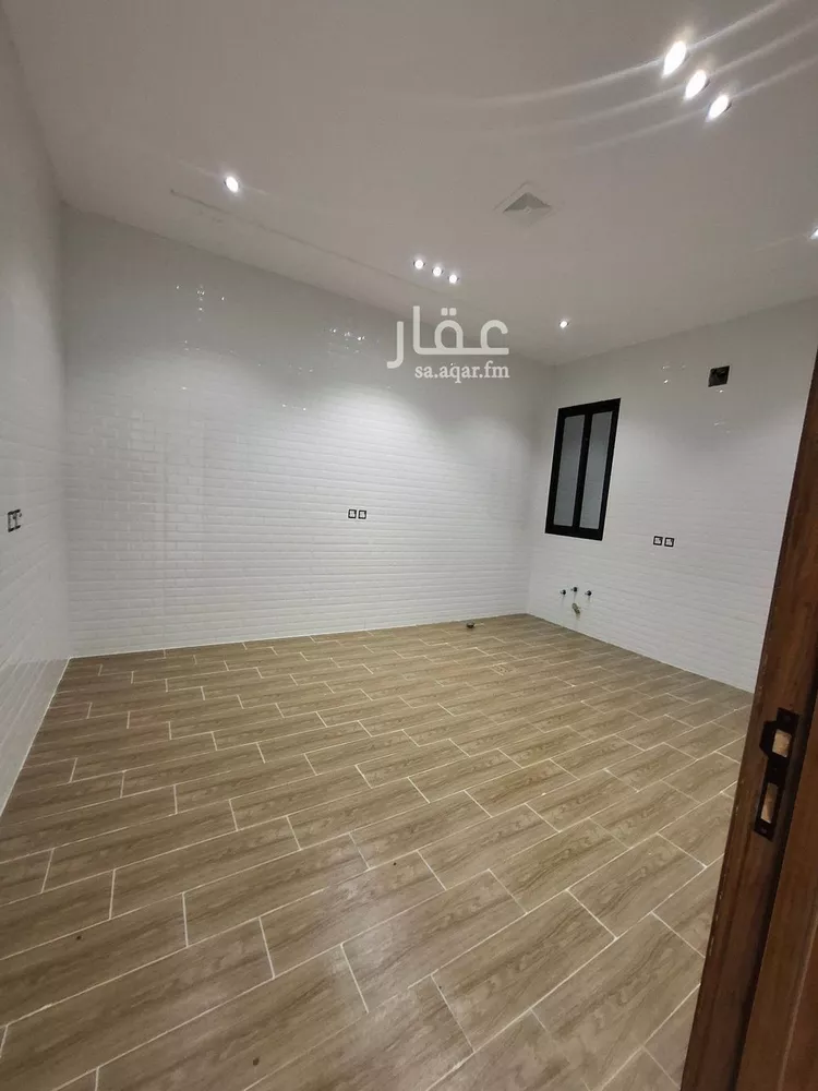 Floor for Sale in Riyadh Al Hazm 8