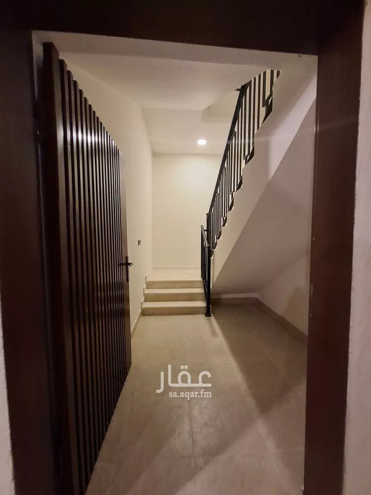 Floor for Sale in Riyadh Al Hazm 10