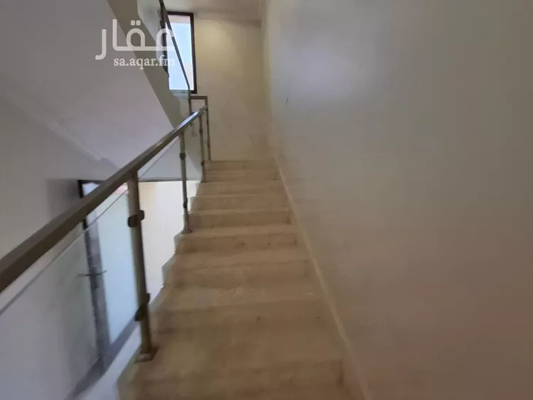 دور للبيع في شارع إبراهيم رفعت, حي عكاظ, مدينة الرياض, منطقة الرياض صورة 4