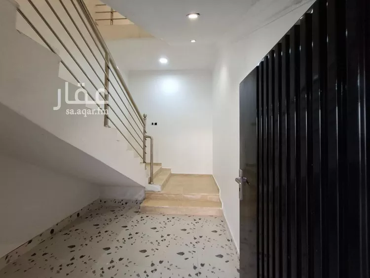 فيلا للبيع في شارع الامام مسلم, حي بدر, مدينة الرياض, منطقة الرياض 15