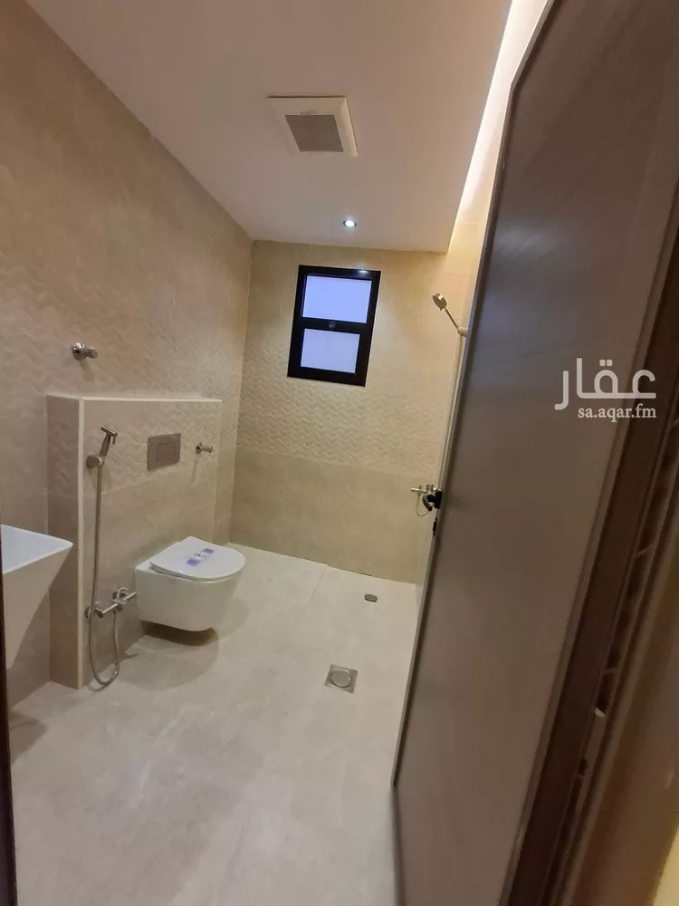 دور للبيع في شارع يوسف بن سلام, حي بدر, مدينة الرياض, منطقة الرياض 19