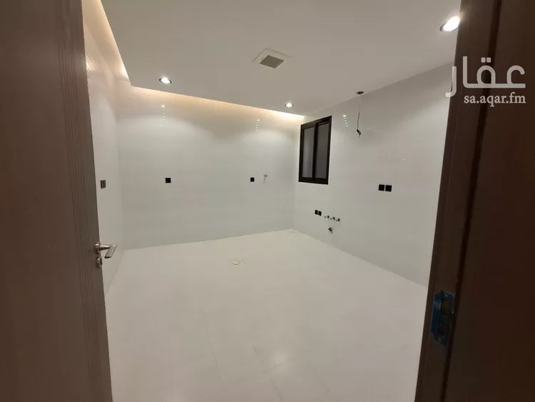 Floor for Sale in Riyadh Badr 13