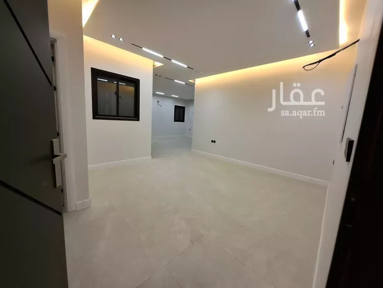 دور للبيع في شارع محمد المصلح, حي بدر, مدينة الرياض, منطقة الرياض صورة 4