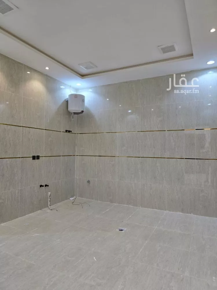 فيلا للبيع في شارع الامام مسلم, حي بدر, مدينة الرياض, منطقة الرياض 14