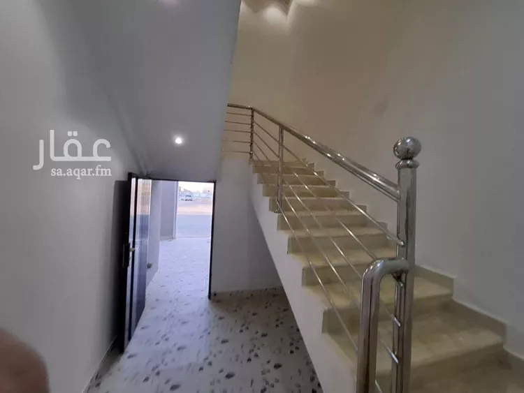 فيلا للبيع في شارع حسين بن حمد, حي طيبة, مدينة الرياض, منطقة الرياض صورة 2