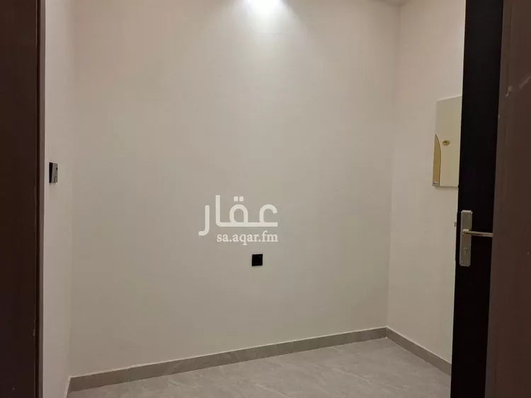 Floor for Sale in Riyadh Badr 11