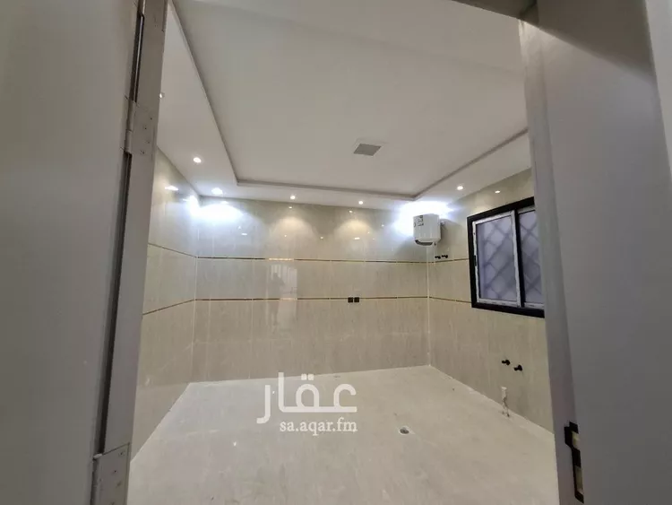 دور للبيع في شارع حسين بن حمد, حي طيبة, مدينة الرياض, منطقة الرياض 7