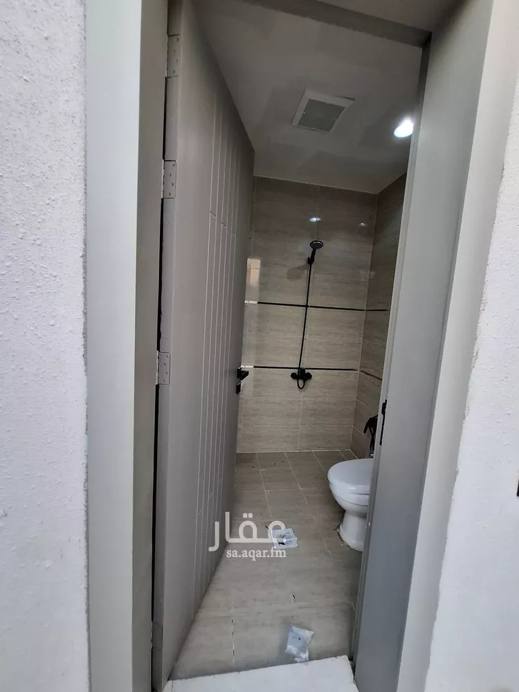 دور للبيع في شارع حسين بن حمد, حي طيبة, مدينة الرياض, منطقة الرياض 24