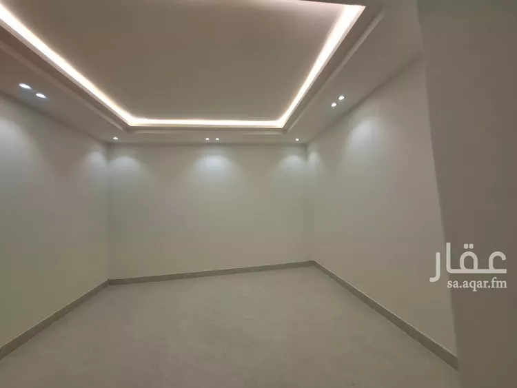 دور للبيع في شارع حسين بن حمد, حي طيبة, مدينة الرياض, منطقة الرياض 11