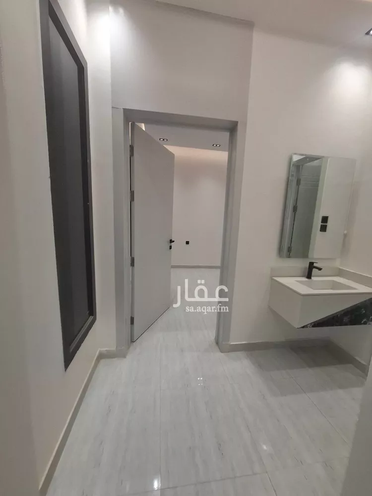 دور للبيع في شارع الامام مسلم, حي بدر, مدينة الرياض, منطقة الرياض 7