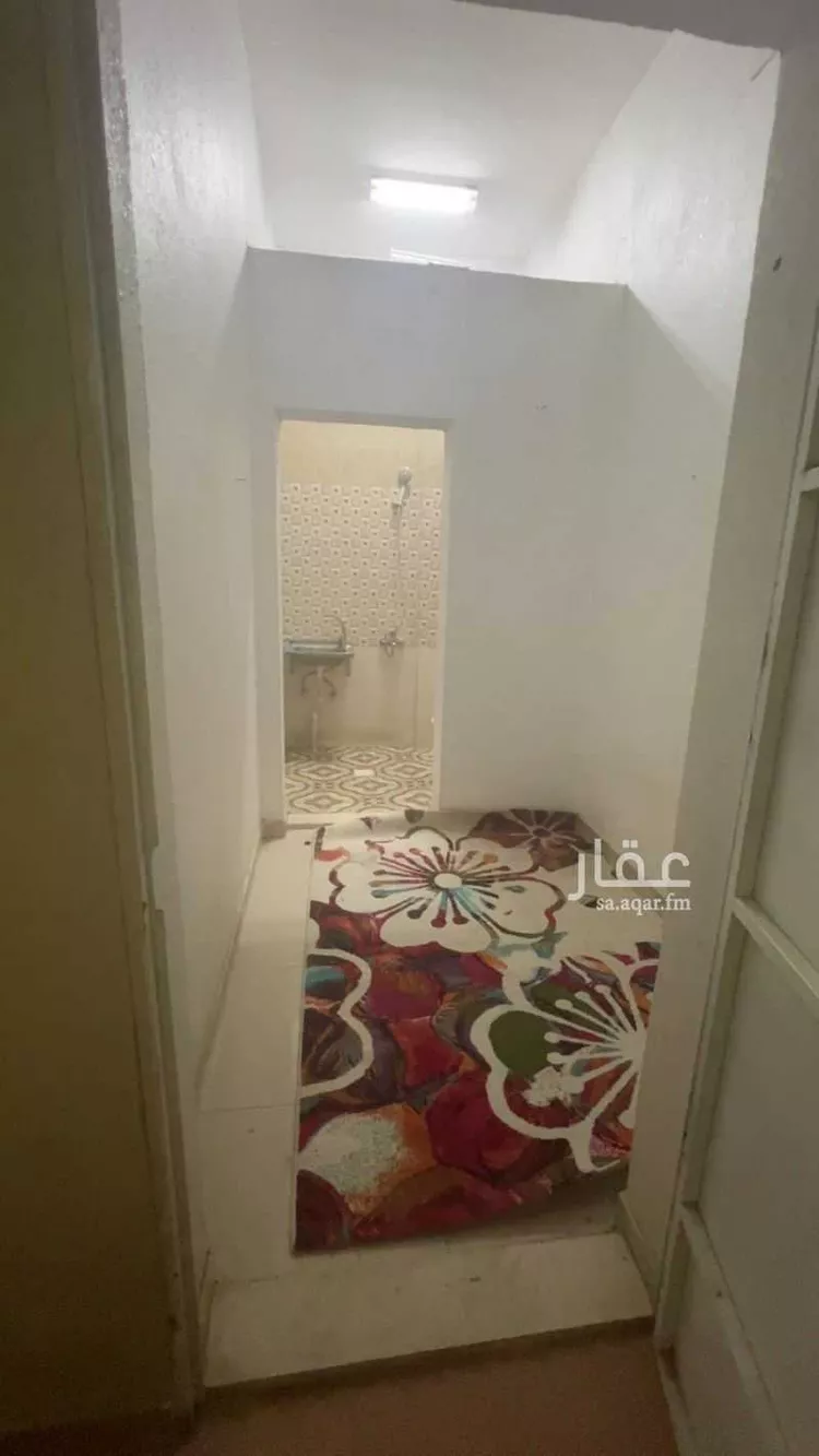 غرفة للإيجار في شارع مروان بن الحارث ، حي الجال ، الطائف ، الطائف