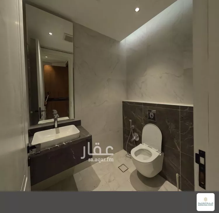 شقة للبيع في شارع ابي فراس الحمدانى, حي الرائد, مدينة الرياض, منطقة الرياض صورة 3