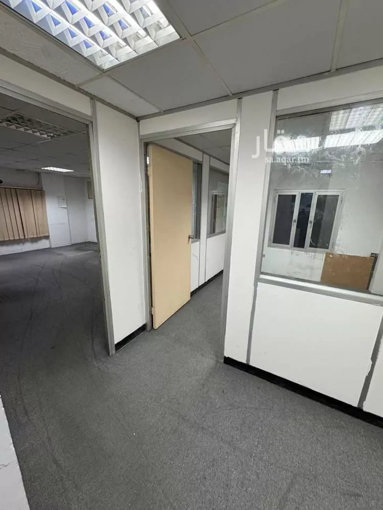 مكتب تجاري للإيجار في شارع الامير ثامر ابن عبدالعزيز, حي الخبرالشمالية, مدينة الخبر, المنطقة الشرقية صورة 3
