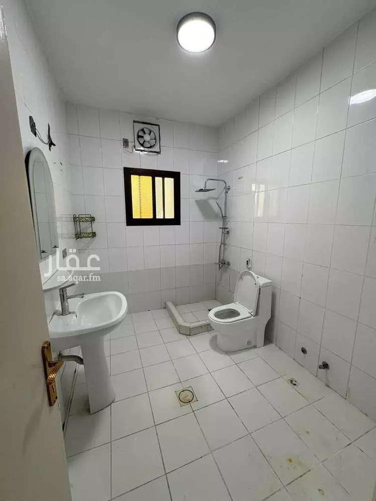 شقة للإيجار في شارع الابرار, حي العقربية, مدينة الخبر, المنطقة الشرقية صورة 5