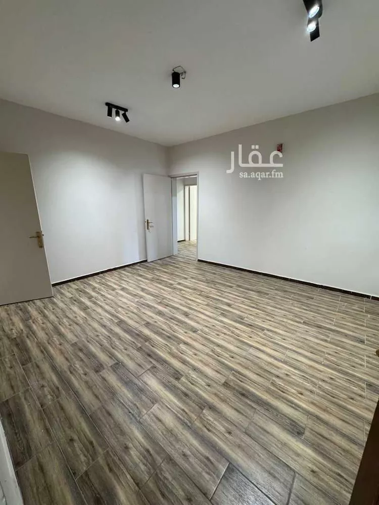شقة للإيجار في شارع الابرار, حي العقربية, مدينة الخبر, المنطقة الشرقية