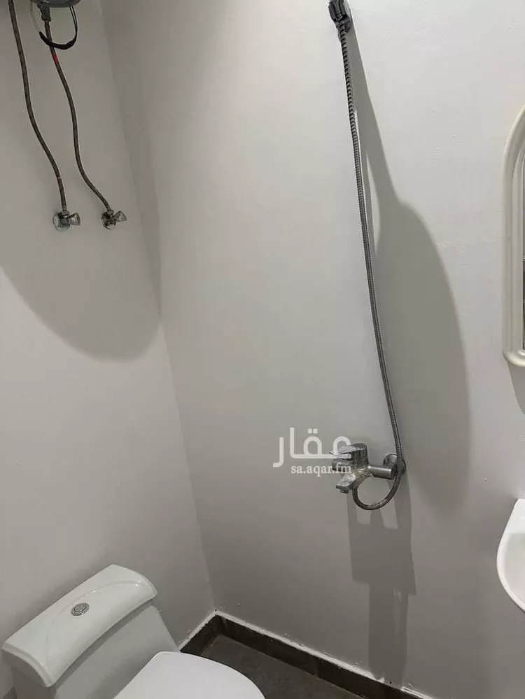غرفة للإيجار في شارع سليمان المحاسني, حي الروضة, مدينة الرياض, منطقة الرياض