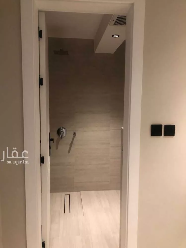 فيلا للبيع في شارع السفراء, حي الإزدهار, مدينة الرياض, منطقة الرياض صورة 5