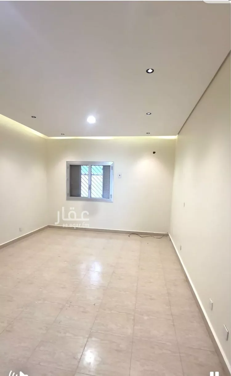 فيلا للإيجار في شارع معاويه العليمي, حي الإسكان, مدينة بريدة, منطقة القصيم صورة 3