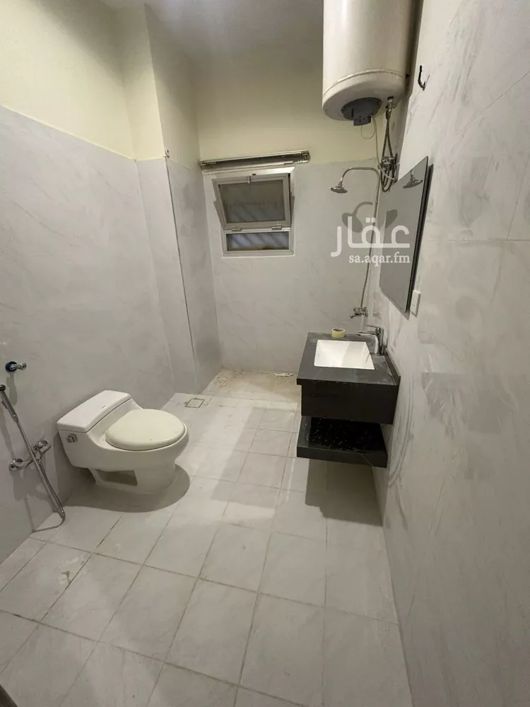فيلا للإيجار في شارع معاويه العليمي, حي الإسكان, مدينة بريدة, منطقة القصيم صورة 5