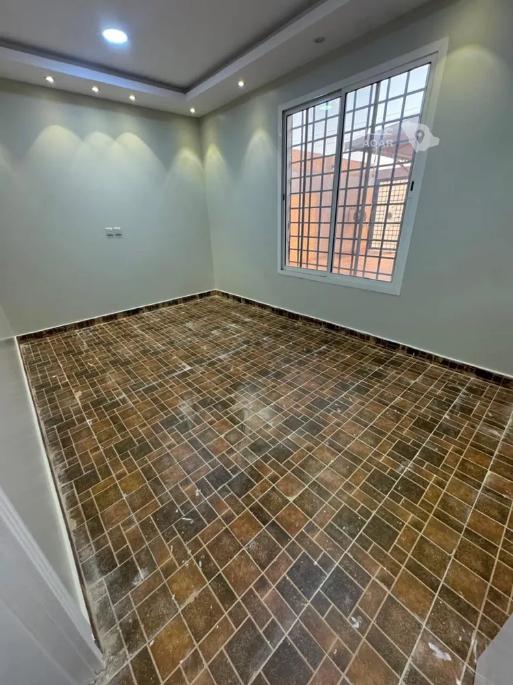 Rest House for Sale in Buraydah Al Jamiyin صورة 4