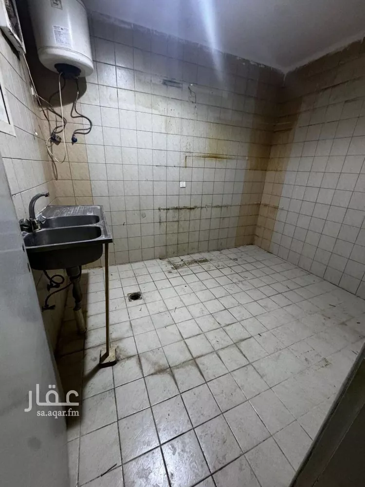 شقة للإيجار في شارع سلمان بن عبدالعزيز, حي الروضة, مدينة بريدة, منطقة القصيم صورة 2