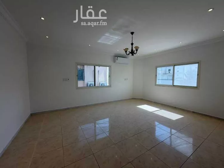 فيلا للإيجار في شارع عمر ابن عبدالعزيز, حي الدانة الجنوبية, مدينة الظهران, المنطقة الشرقية صورة 5