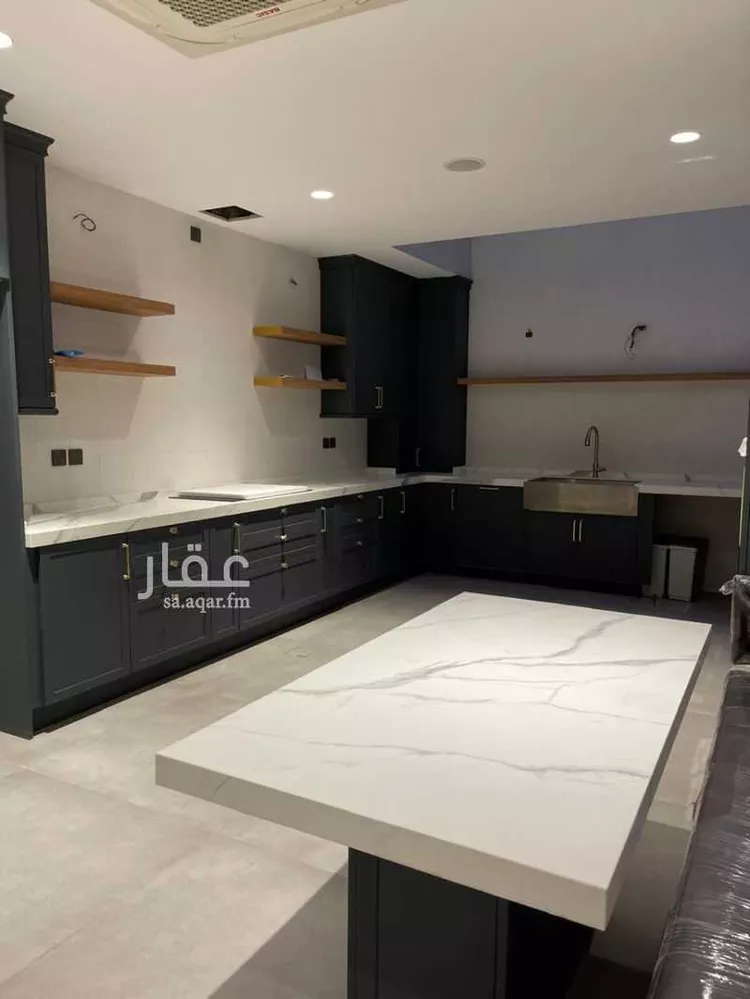 فيلا للبيع في شارع الحربي, حي النهضة, مدينة الدمام, المنطقة الشرقية صورة 5