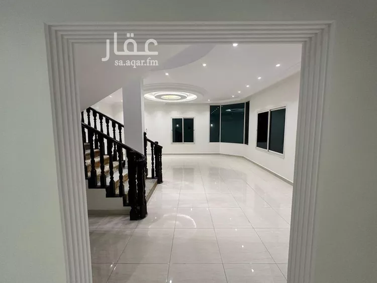 فيلا للإيجار في شارع عمر ابن عبدالعزيز, حي الدانة الجنوبية, مدينة الظهران, المنطقة الشرقية صورة 5