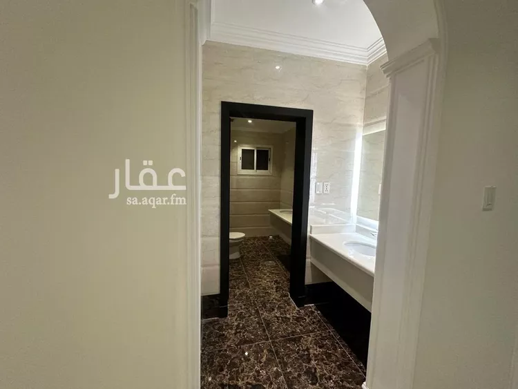 فيلا للإيجار في شارع عمر ابن عبدالعزيز, حي الدانة الجنوبية, مدينة الظهران, المنطقة الشرقية صورة 4