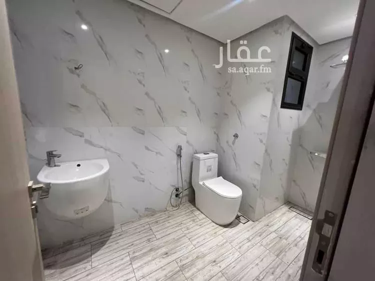شقة للبيع في شارع ام الهوشان, حي الحمراء, مدينة الخبر, المنطقة الشرقية 7