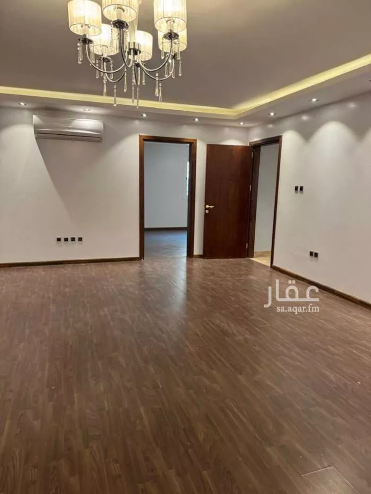 فيلا للبيع في شارع الدرب, حي الملك سلمان, مدينة الرياض, منطقة الرياض 15