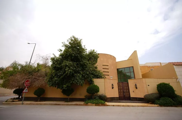 فيلا للبيع في شارع البراري, حي الملك سلمان, مدينة الرياض, منطقة الرياض