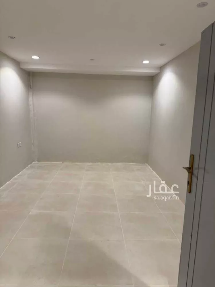 عمارة للإيجار في شارع سدير, حي شبرا, مدينة الرياض, منطقة الرياض صورة 2