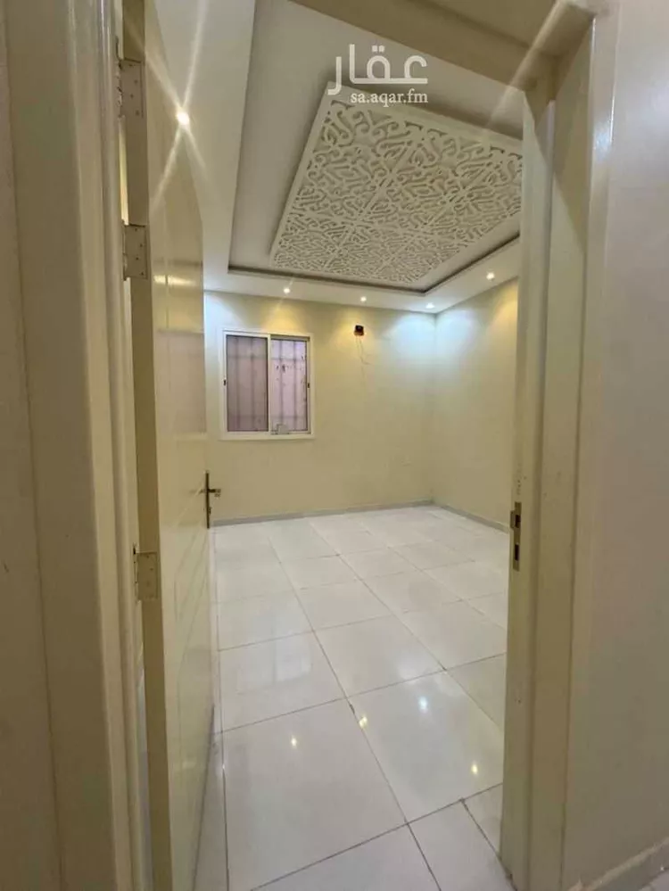 دور للإيجار في شارع محمد بن عيسى العدني, حي المهدية, مدينة الرياض, منطقة الرياض صورة 2