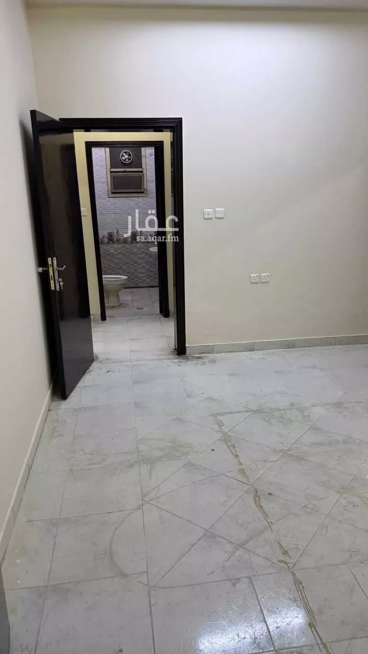 شقة للإيجار في شارع شارع الأمير سلطان بن عبدالعزيز, حي الخالدية, مدينة الدرعية, منطقة الرياض صورة 4