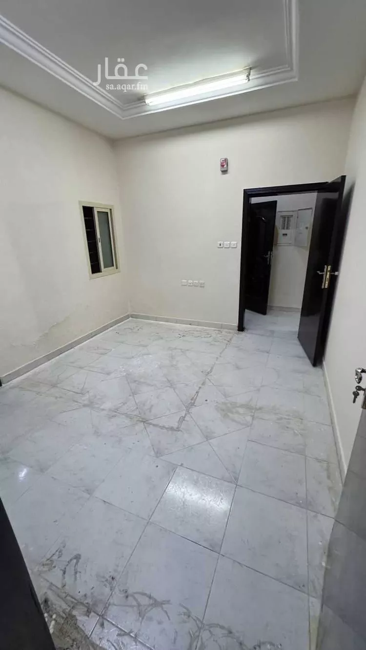 شقة للإيجار في شارع شارع الأمير سلطان بن عبدالعزيز, حي الخالدية, مدينة الدرعية, منطقة الرياض صورة 3