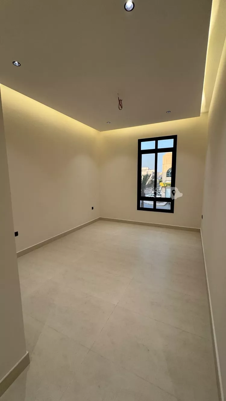 شقة للإيجار في شارع الملك عبدالله ابن عبدالعزيز سعود, حي الخالدية, مدينة الدرعية, منطقة الرياض 15