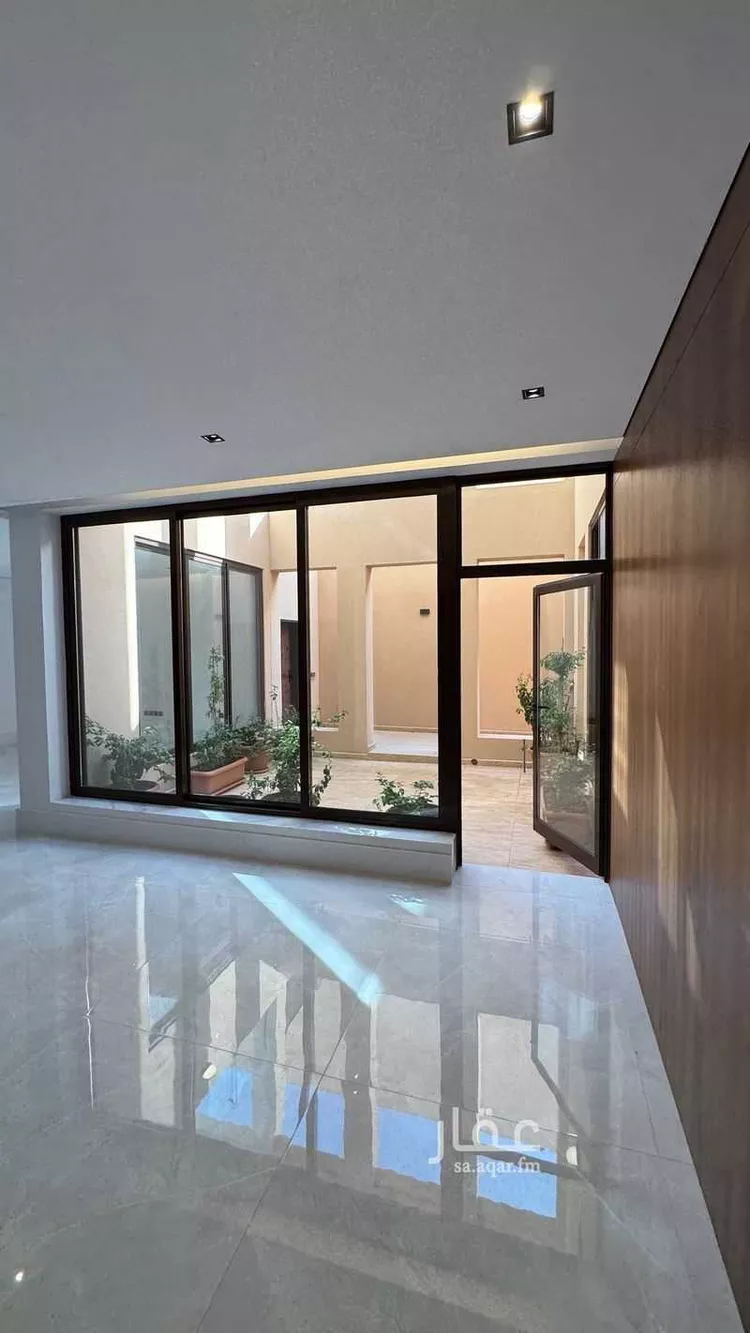 Villa for Rent in Ad Diriyah Al Khalidiyah صورة 3