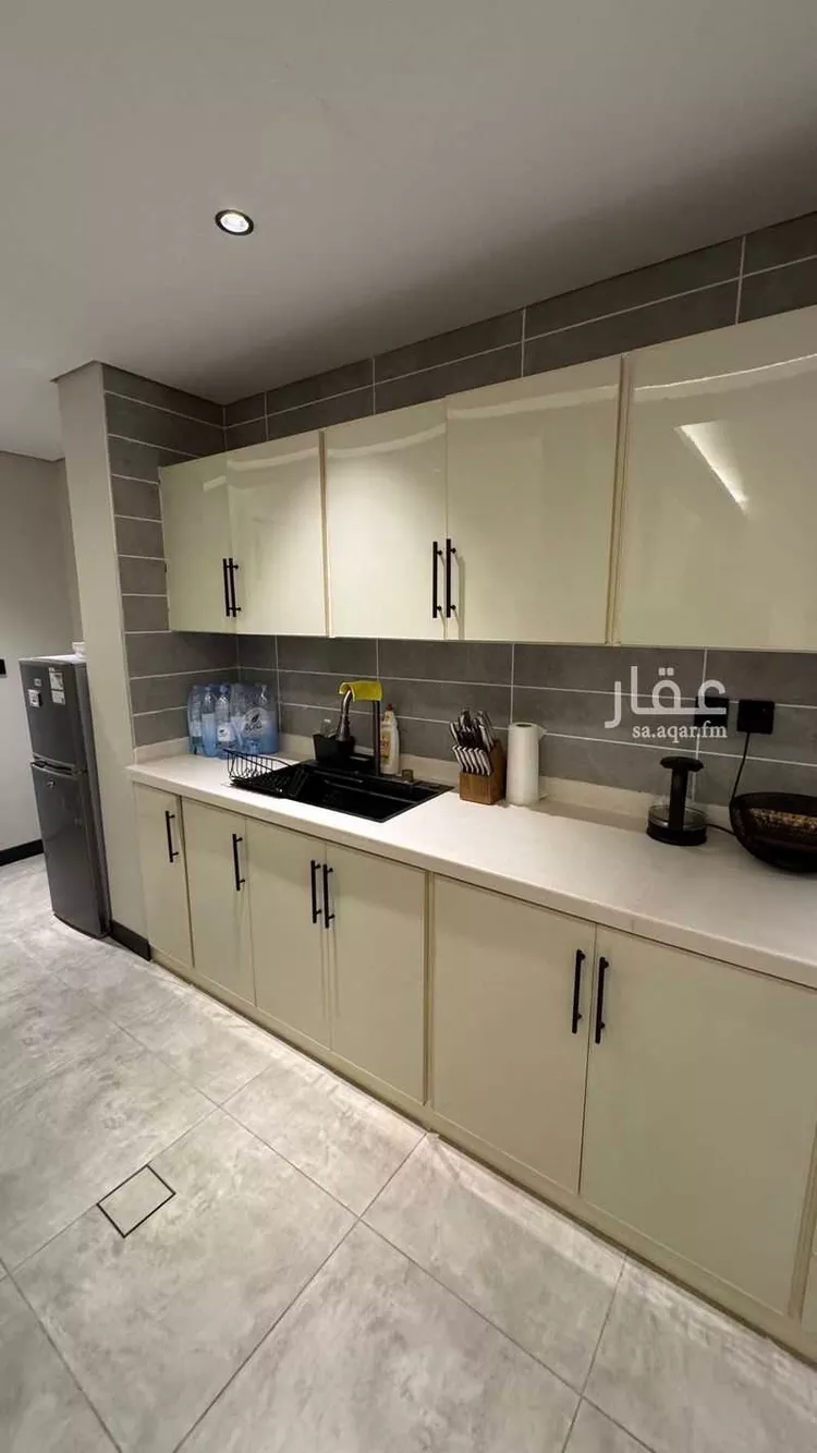 شقة للإيجار في شارع بوضة, حي الخالدية, مدينة الدرعية, منطقة الرياض صورة 3